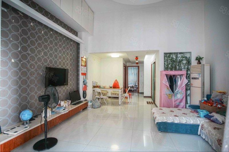 新出新出!香江枫景 低总价电梯高层3房 人车分流 拎包入住 新出新出!香江枫景 低总价电梯高层3房 人车分流 拎包入住