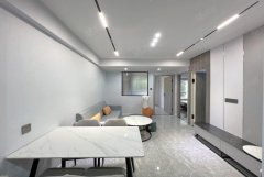 新到，五凤铜盘，首付50万，2010年社区，电梯精装三房